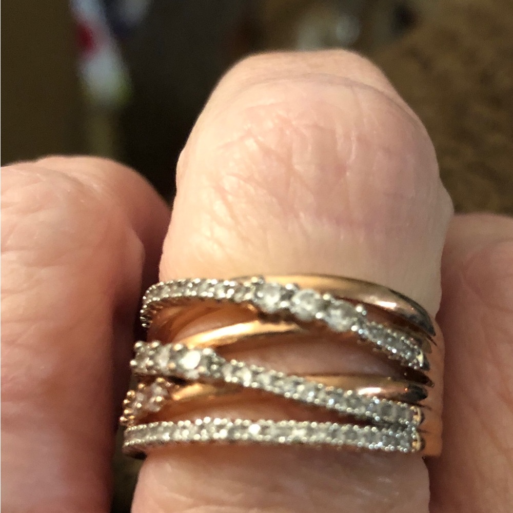 Crisscross Ring